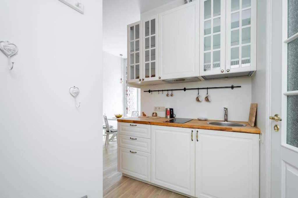Cozy Studio Apartment Talin Exterior foto
